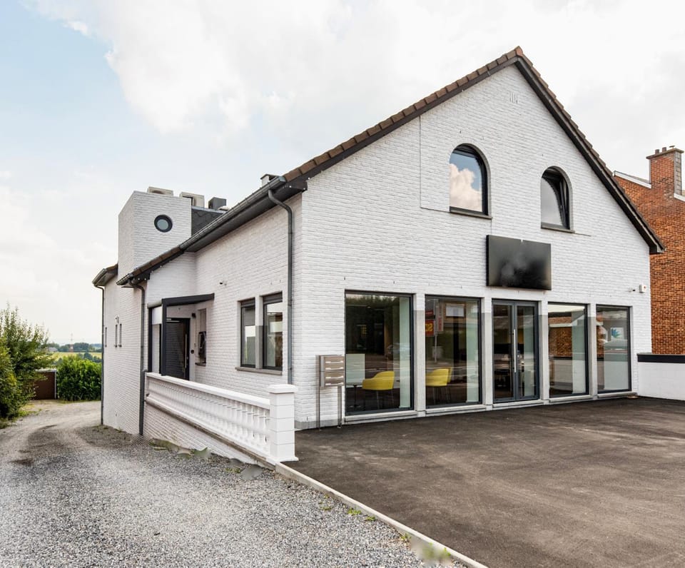 Smart Bnb - Hotel Battice Hotel in Wallonia, Belgium
