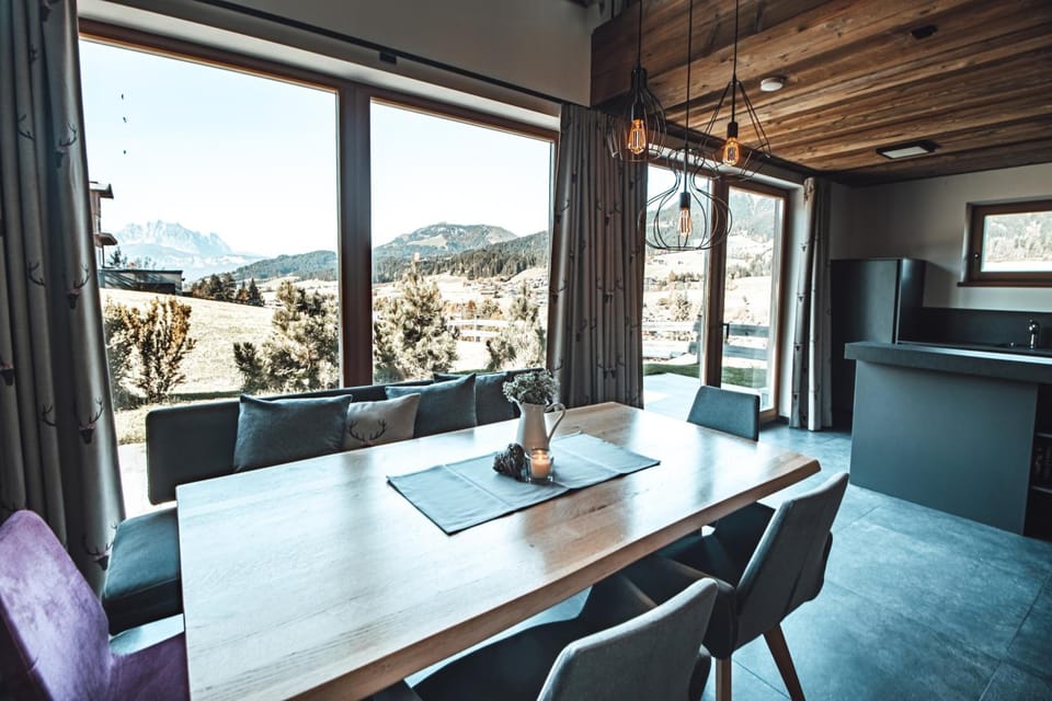 Farm Hotel Chalet Grosslehen Hotel in Salzburgerland