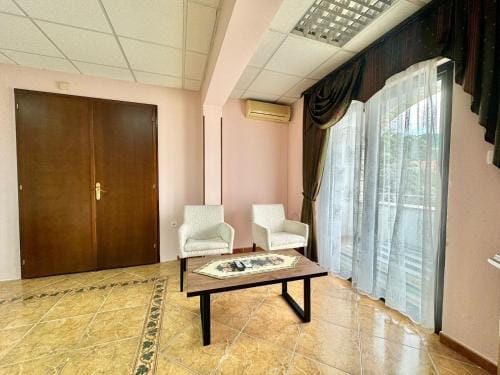 Hotel Grbalj Hotel in Budva
