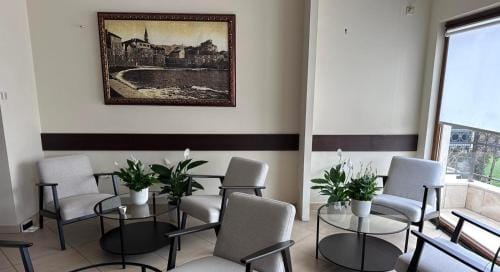 Lucic Rooms & Suites Hotel in Budva