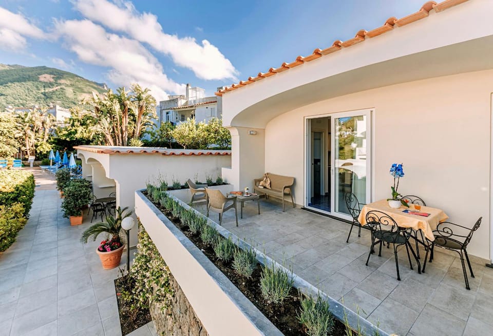 Le Canne Family Resort & Spa Hotel in Forio