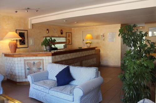 Hotel Le Clos des Pins Hotel in Six-Fours-les-Plages