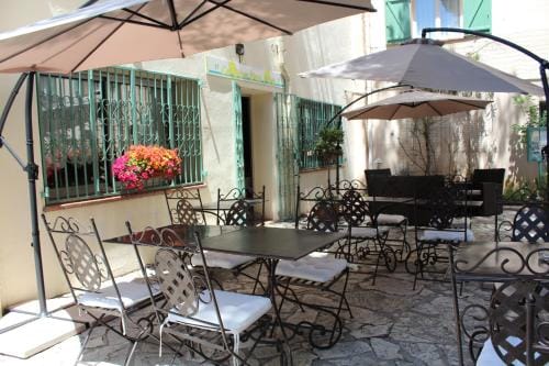 Hotel Le Clos des Pins Hotel in Six-Fours-les-Plages