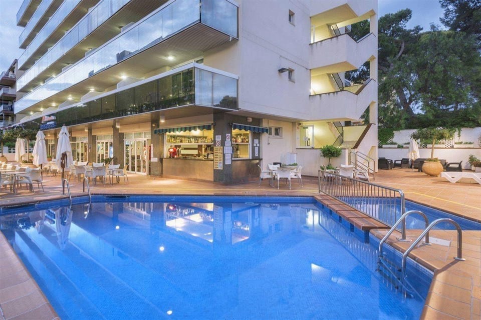 Ponient Hotel-Aparthotel Marinada by PortAventura World - Available rates with tickets included Hotel in Salou