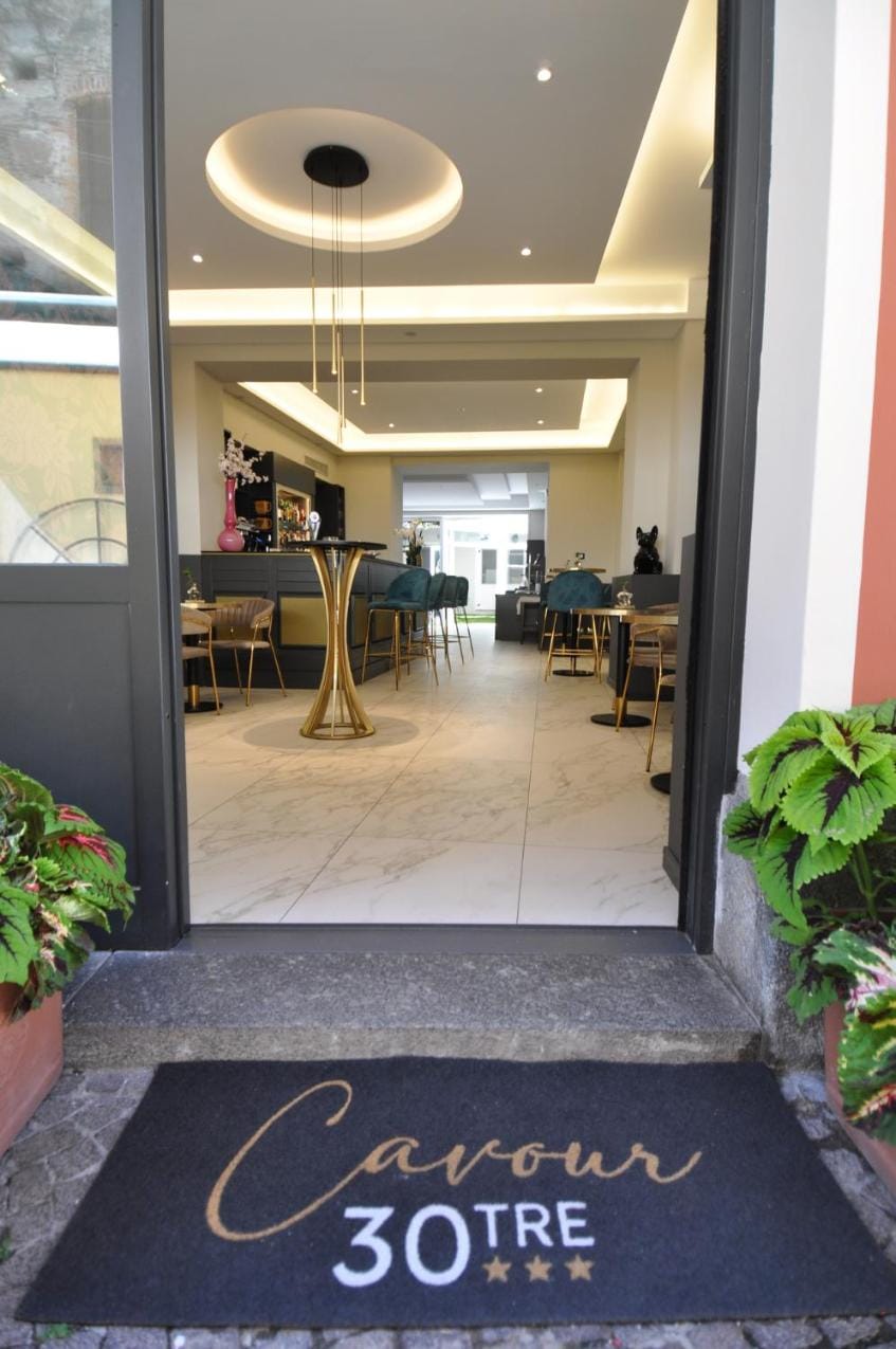 Cavour 30TRE - Hotel Moderno Hotel in Stresa