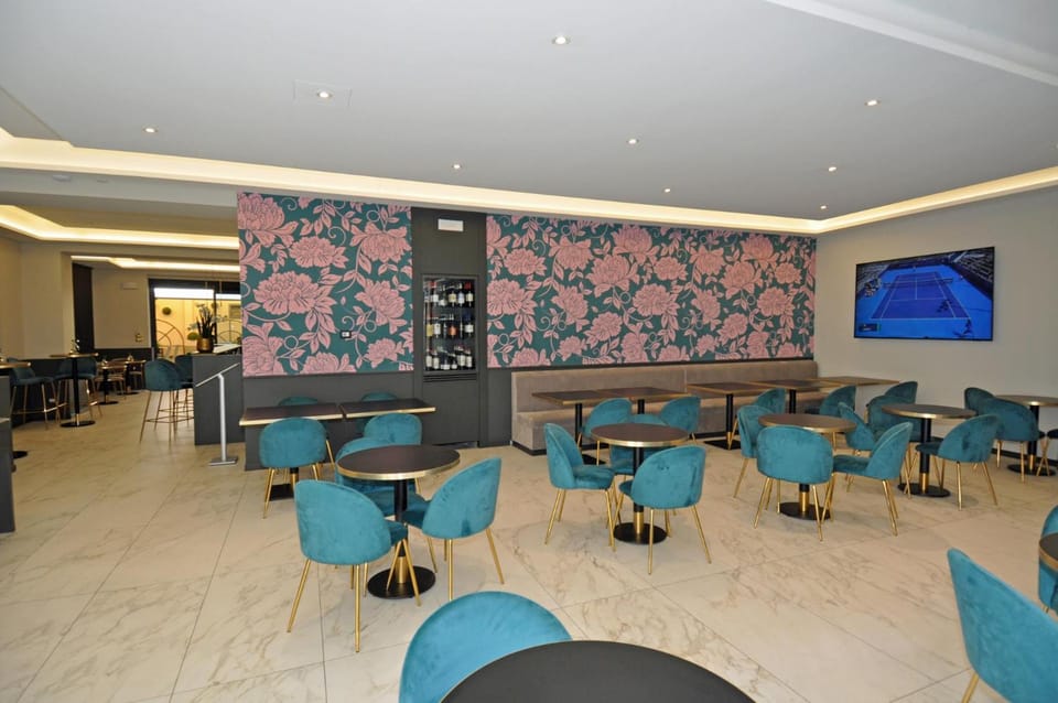 Cavour 30TRE - Hotel Moderno Hotel in Stresa