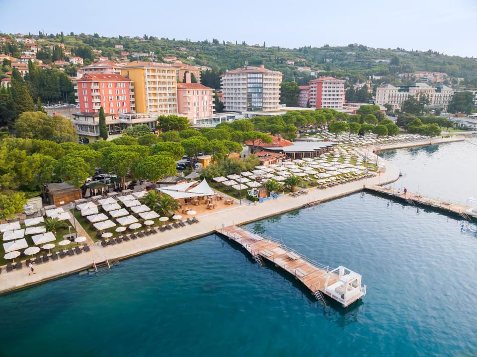 Hotel Neptun - LifeClass Hotels & Spa Hotel in Portorož