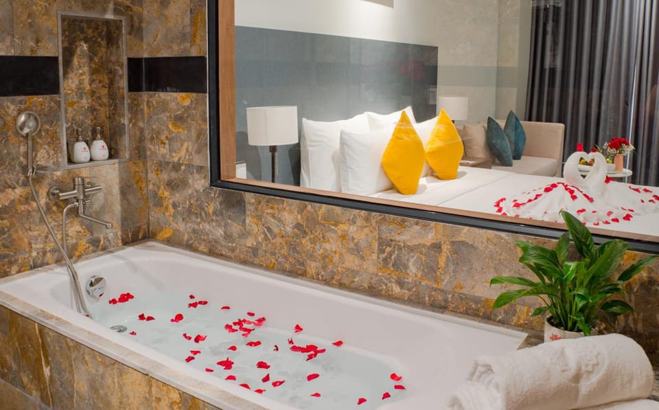 PHU THANG GRAND HOTEL Hotel in Ho Chi Minh City