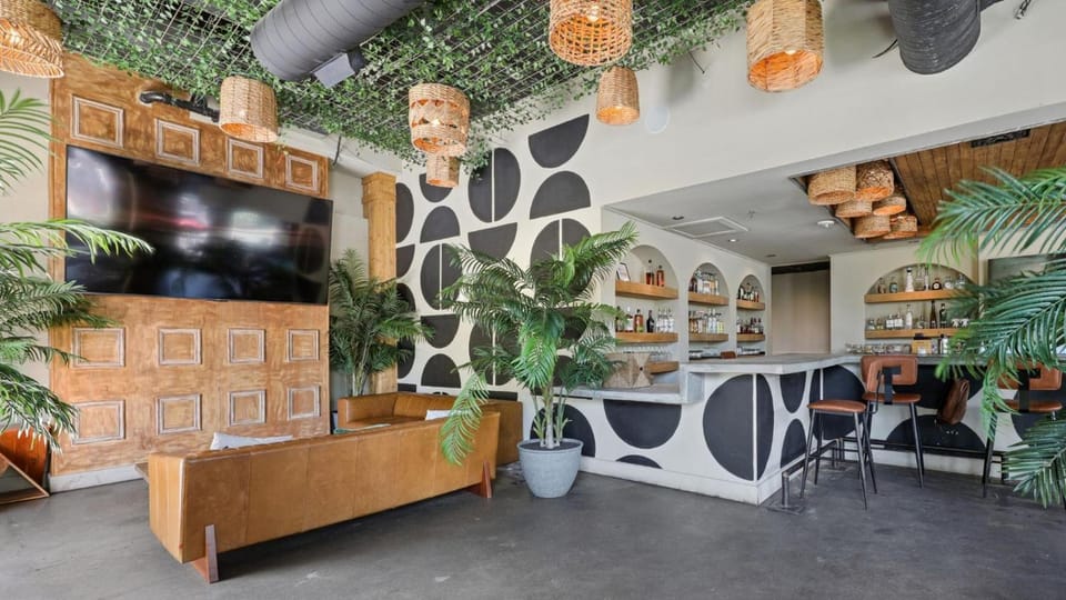 Sentral East Austin at 1630 E Sixth Hotel in Austin