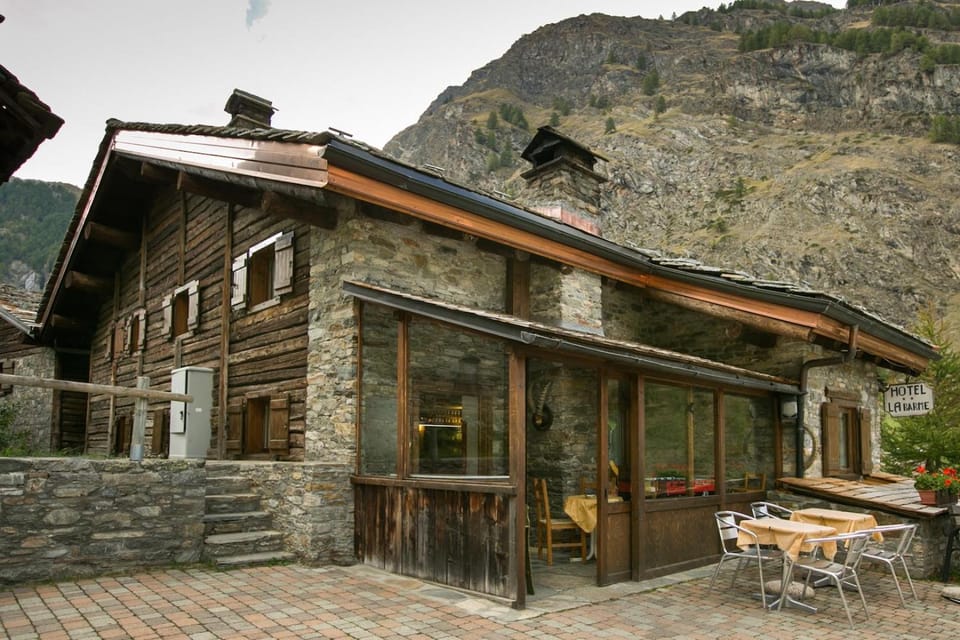 Hotel Restaurant La Barme Hotel in Aosta Valley, Italy