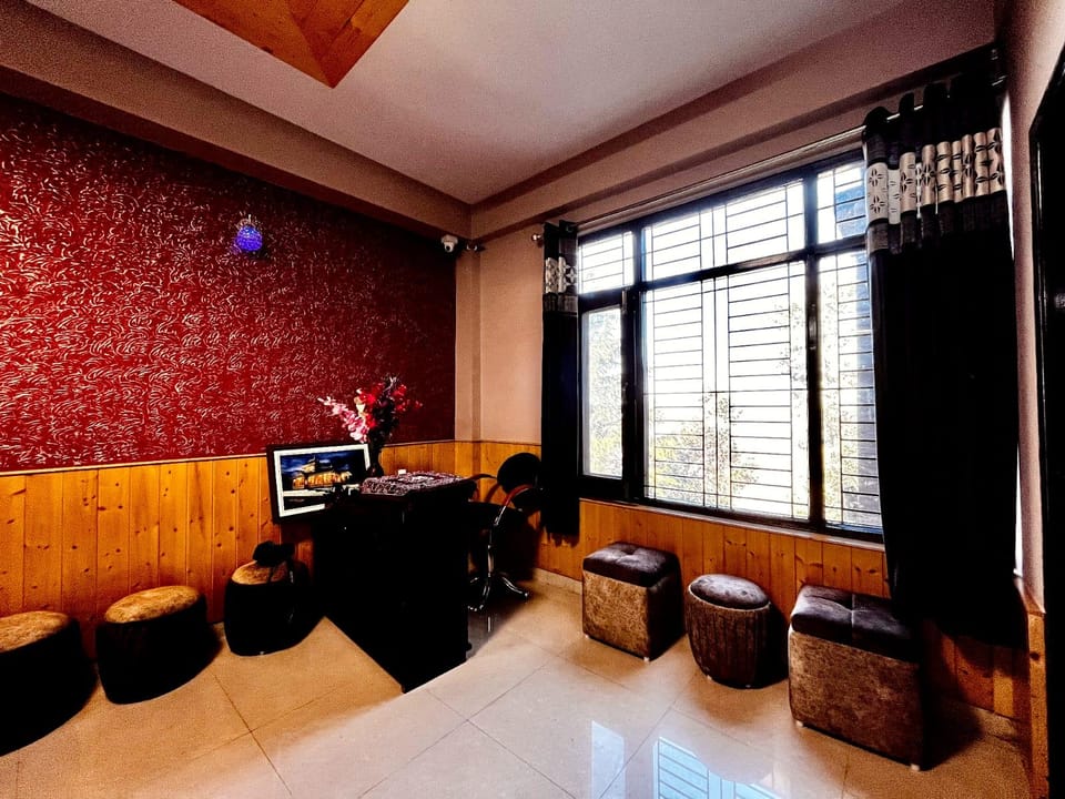 Nirvana Rooms Shimla Hotel in Shimla