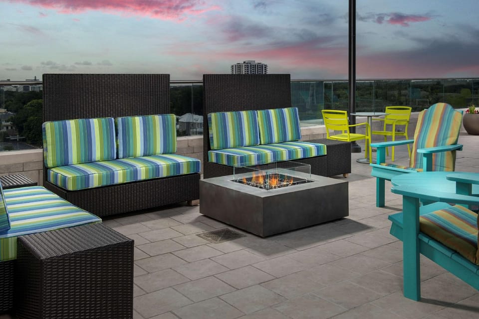 Home2 Suites by Hilton Orlando Downtown Hotel in Orlando