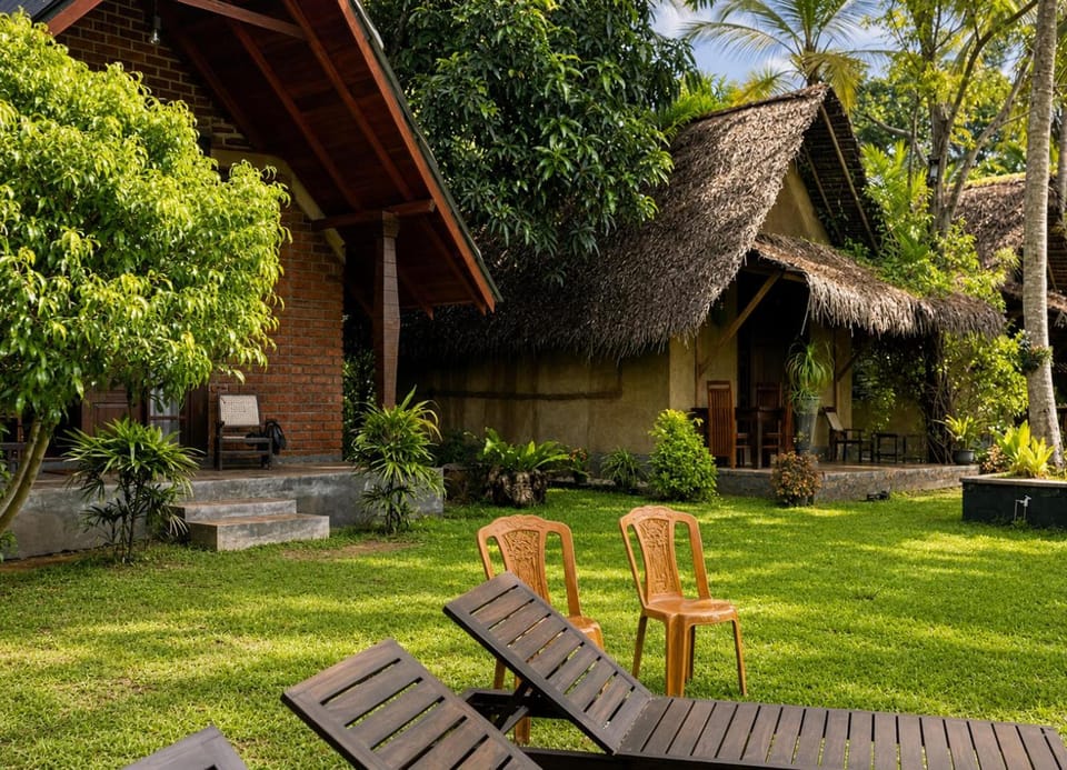 Gagees lake view cabana Hotel in Southern Province
