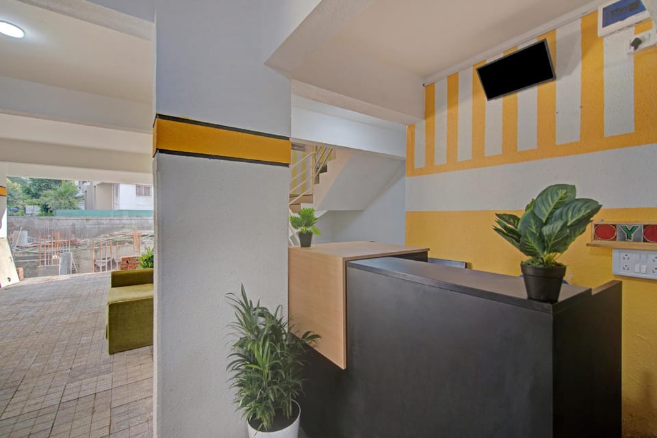Hotel O Home Elegant RK Fursungi Hotel in Pune