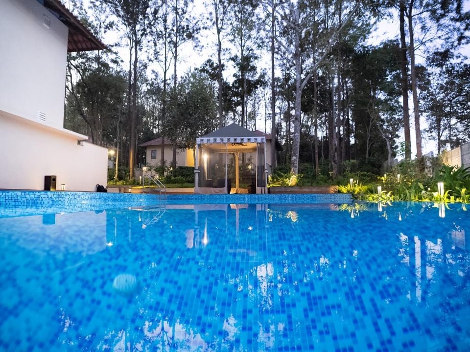 Private pool