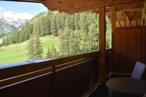 Sonnenhotel Soldanella Sonneck Hotel in Canton of Grisons