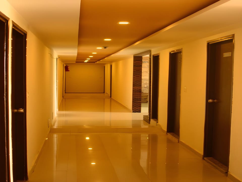 Hotel Royal Hill Hotel in Gujarat