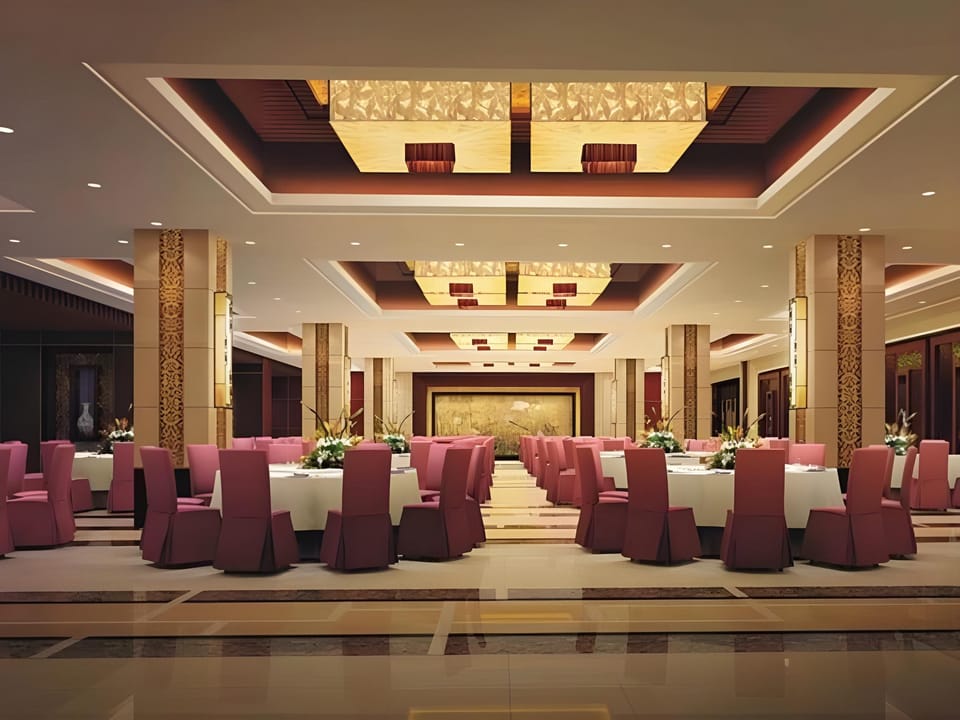 New Century Grand Hotel Zhuji Yaojiang Hotel in Hangzhou