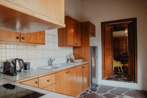 The Stonehouse Suites with Private Bath Spas Hotel in Limassol District
