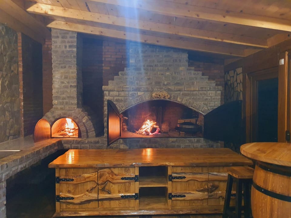 Guesthouse Green Valley Hotel in Jezerce