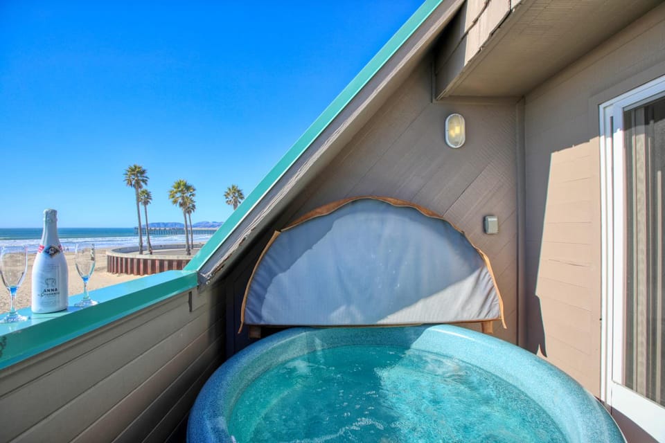 SEAVENTURE BEACH HOTEL Resort in Pismo Beach