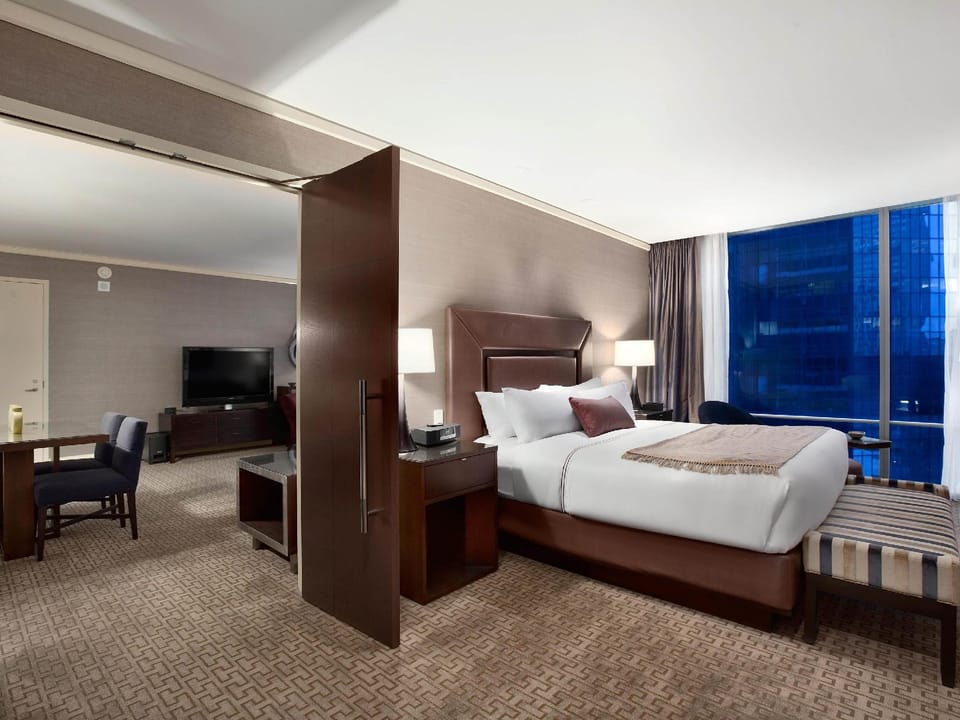 Suite room