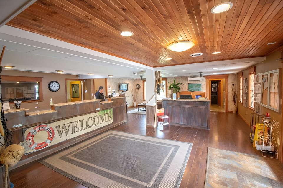 STILL WATERS RESORT Resort in Indian Point