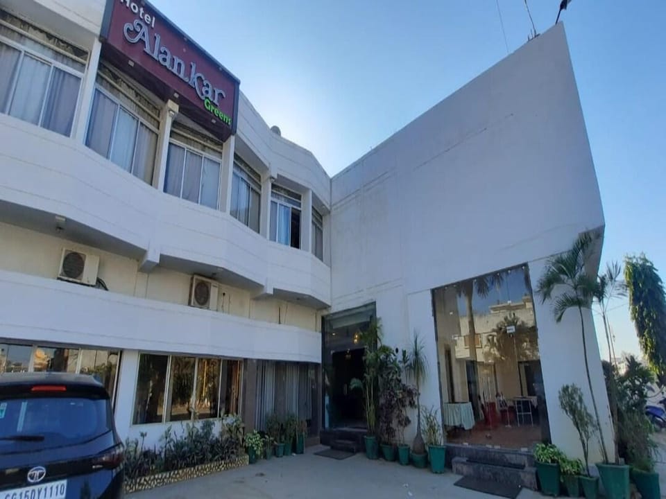 Hotel Alankar Greens Hotel in India