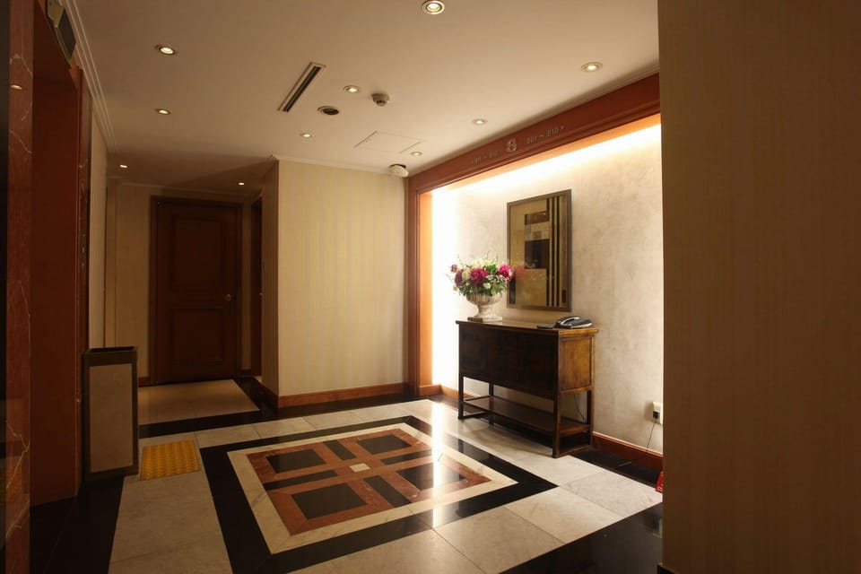 Karak Tourist Hotel Hotel in Seoul
