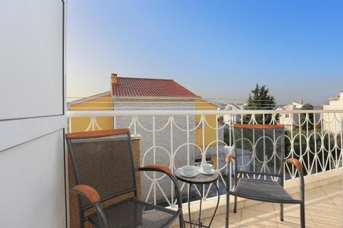 Apartments and rooms with parking space Kastel Stafilic, Kastela - 18673 Hotel in Šibenik-Knin County, Croatia