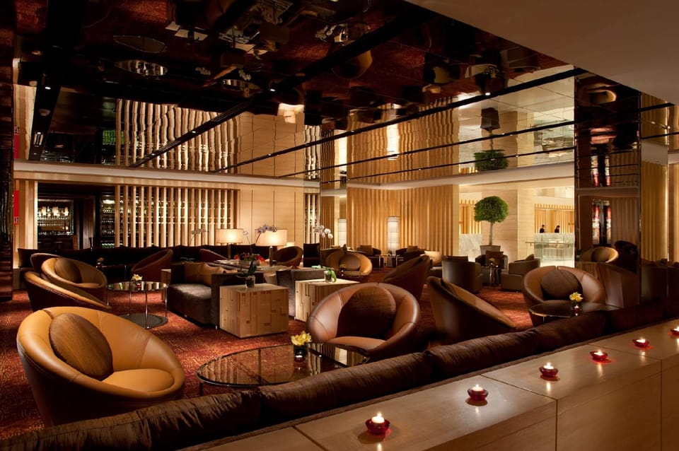 Bar/lounge