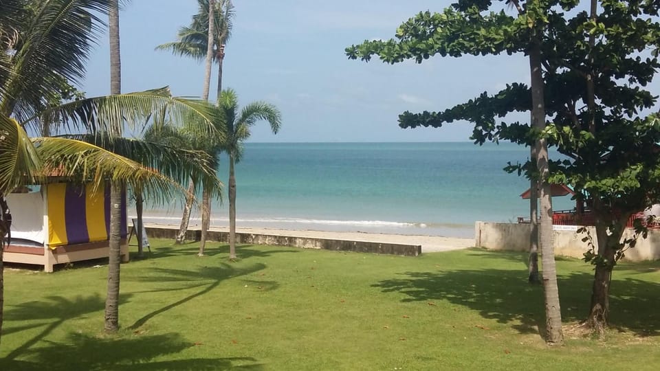 Aloha Lanta Resort in Sala Dan