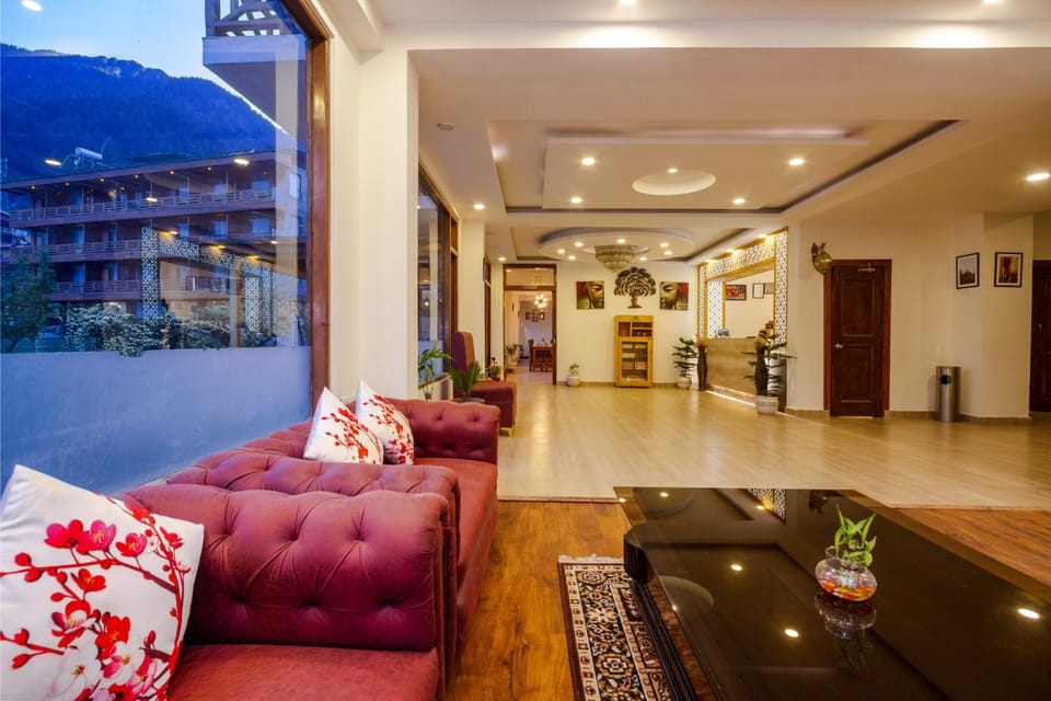 The Spruce Mansion  Resort in Manali
