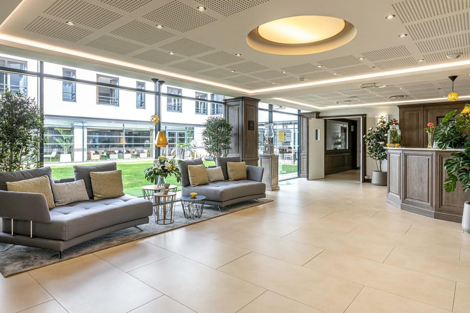 Les Jardins de Saint-Cloud Hotel in Saint-Cloud