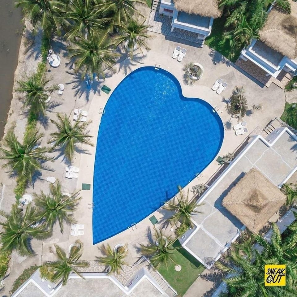 Baan Aom Kod Kun Kao Resort in Thailand