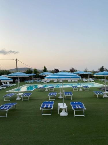 Hotel Ristorante Casa Rossa Hotel in Alba Adriatica