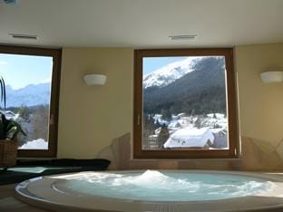 Hot tub