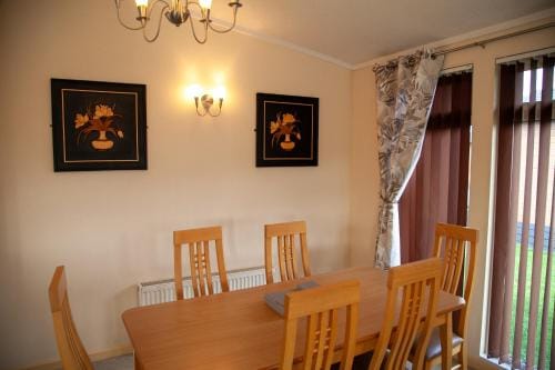 Saffron Lodge With Hot Tub Lodge in England