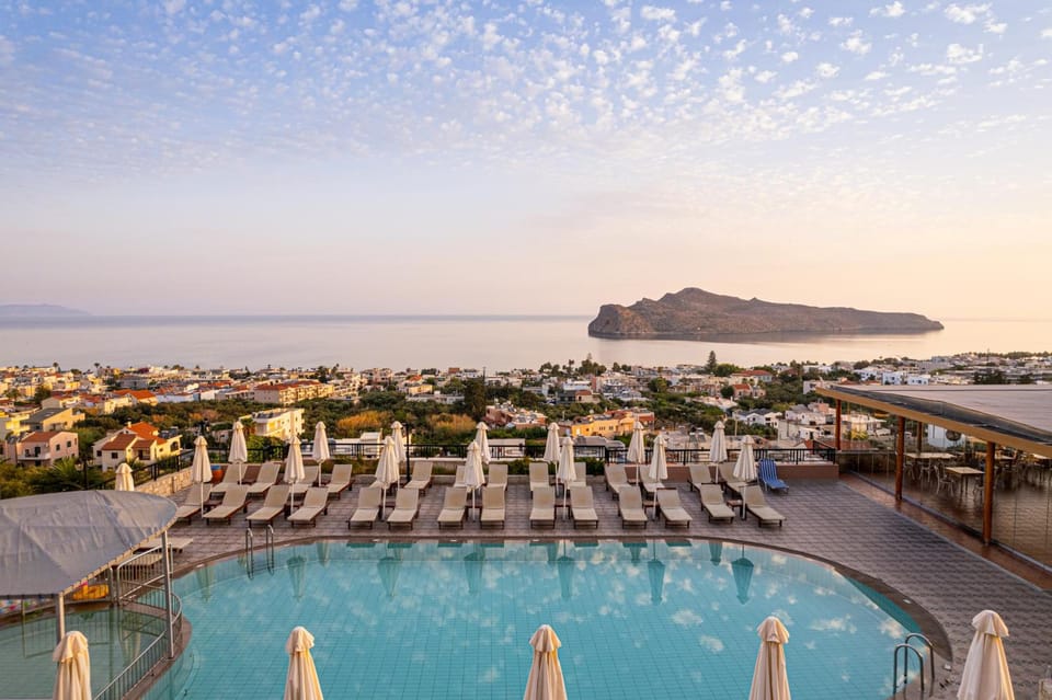 Caldera Village Hotel in Agia Marina