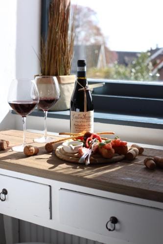 Bed and Wine Nonsolovino Hotel in Reeuwijk