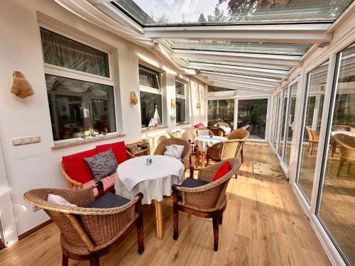 Pension zum Lowen, Parkplatz, Fruhstuck, Wlan, Zentral Hotel in Thuringia, Germany