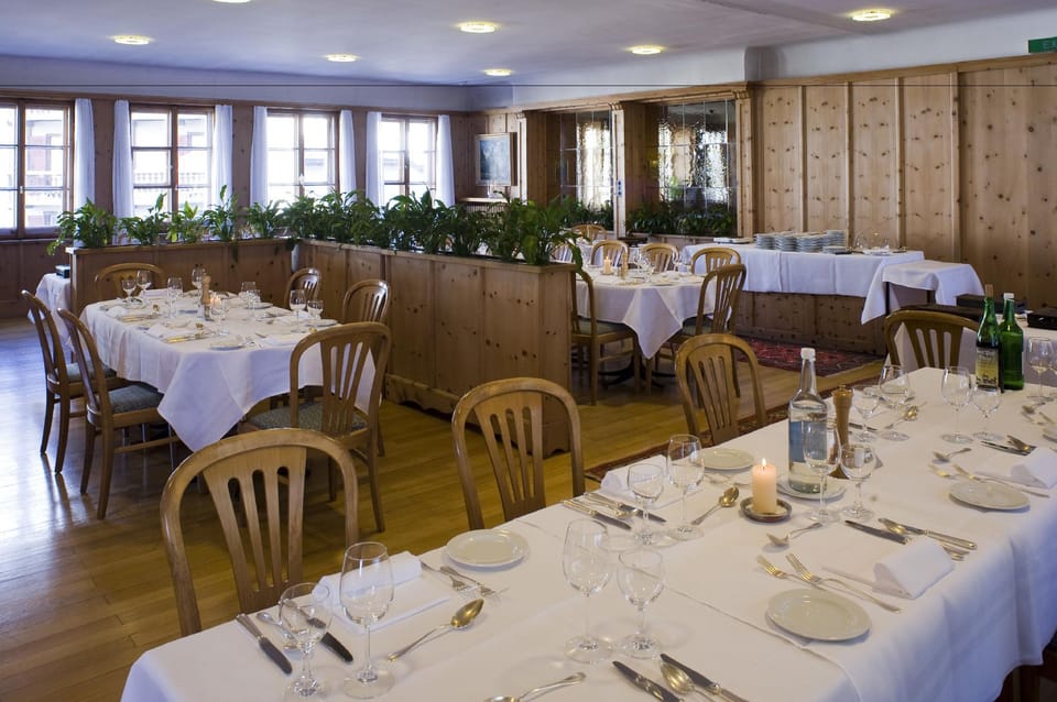Hotel Post Hotel in Canton of Grisons