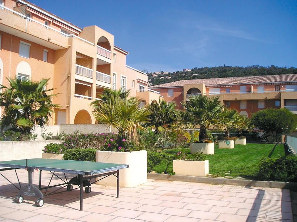 Lagrange Vacances Villa Barbara Hotel in Cavalaire-sur-Mer