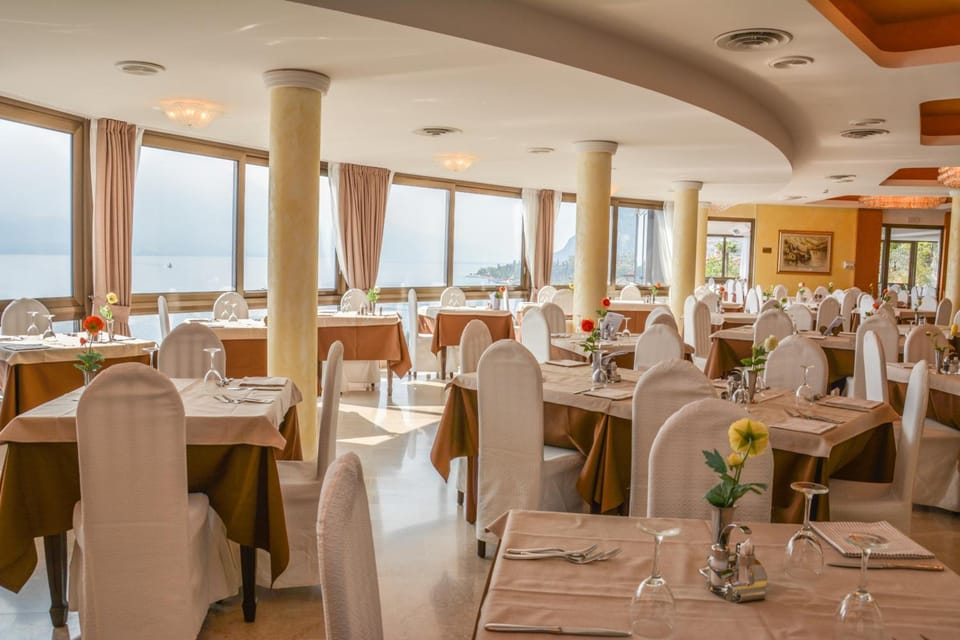 HOTEL ASTOR Hotel in Limone Sul Garda