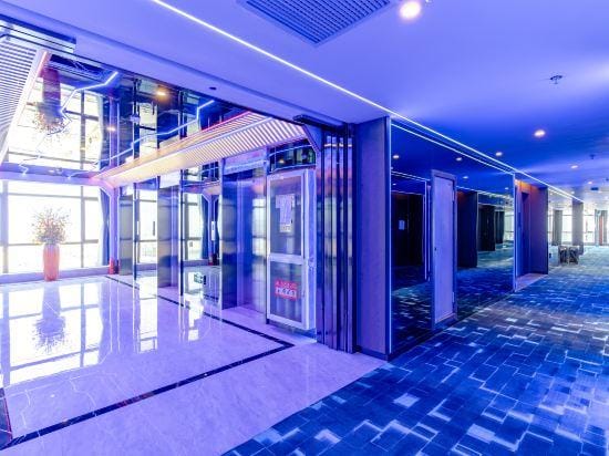 Huaman Business E-sports Hotel (Feidong Longtang Expressway Water Conservancy Hydropower College) Hotel in Jiangsu