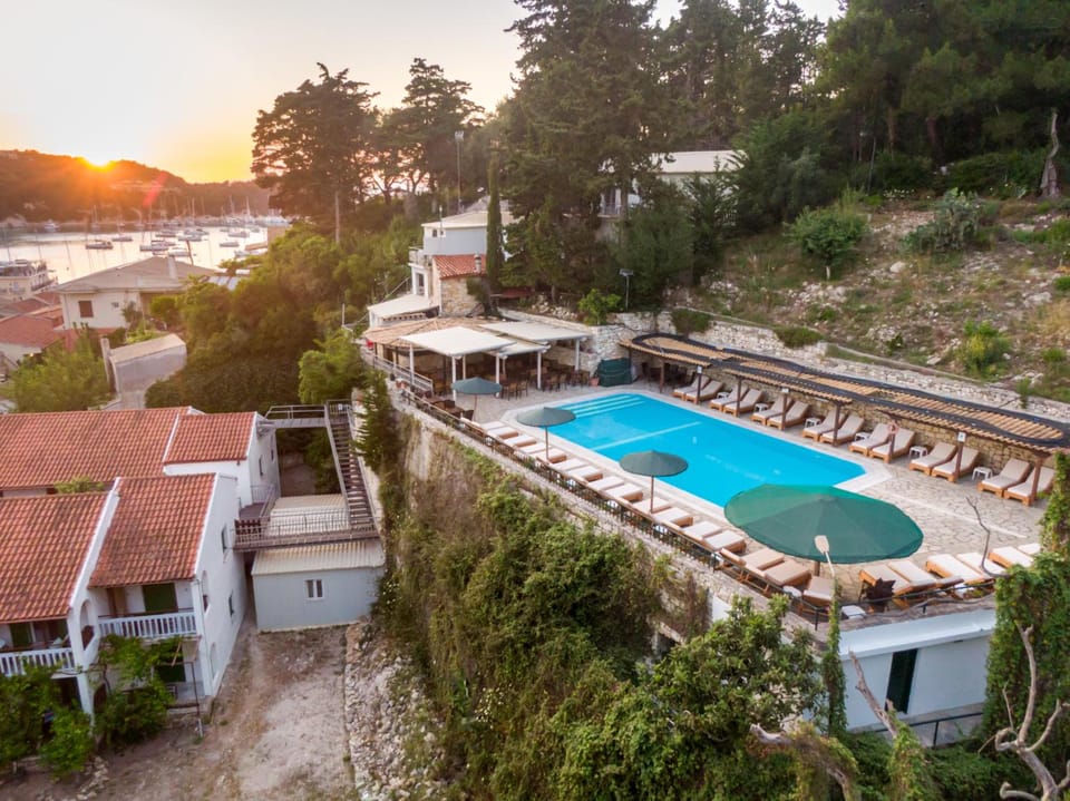 Bastas Hotel & Studios Hotel in Peloponnese, Western Greece and the Ionian