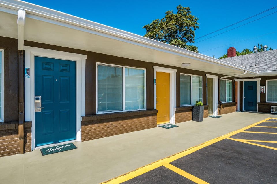 Signature Inn Eugene Hotel in Eugene