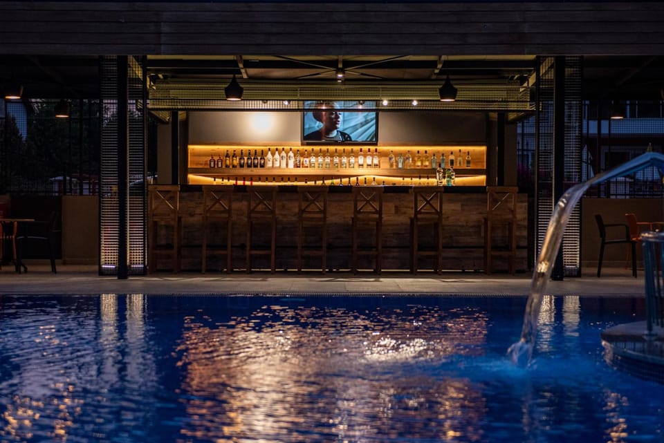 Bar/lounge