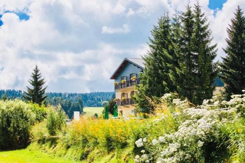 Domaine du Mont-Saint-Jean Hotel in Canton of Vaud