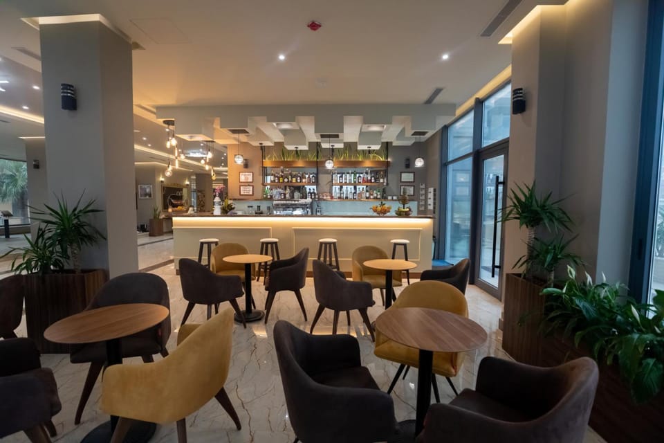 Bar/lounge